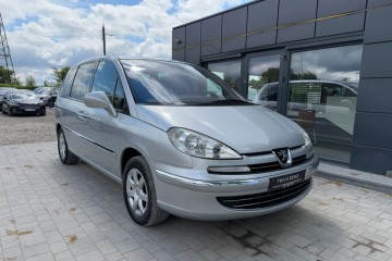 2.0 Benzyna Nawigacja 7 Foteli Klimatyzacja Elektryczne Szyby Tempomat