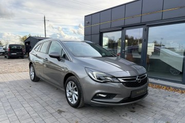 1.4 Turbo-Benzyna Kamera Cofania Nawigacja Alufelgi Czujniki