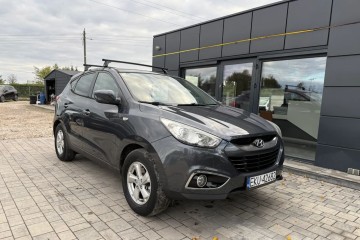 1.6 Benzyna 2 Komplety Kół Klimatyzacja Elektryczne Szyby Kredyt