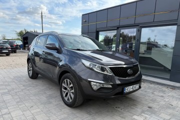 1.6 Benzyna Klimatyzacja Alufelgi Elektryczne Szyby Port AUX/USB