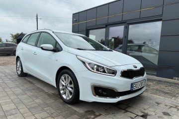 1.6 Benzyna Lift Kamera Cofania Ledy Nawigacja Zarejestrowany