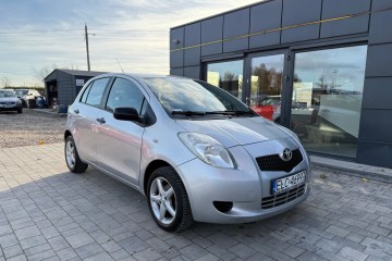 1.3 Benzyna Klimatyzacja Elektryczne Szyby Zarejestrowany