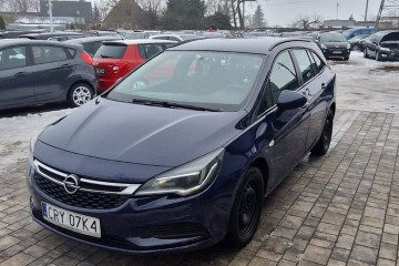 1.6 Diesel Nawigacja Tempomat Klimatyzacja Centralny Zamek