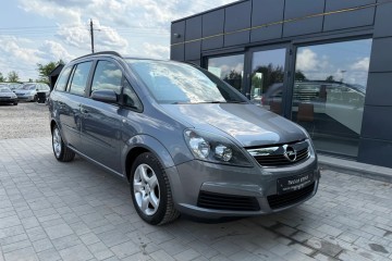 1.6 Benzyna Klimatyzacja Elektryczne Szyby 7 Foteli Kredyt