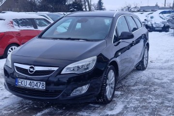 1.4 Turbo Benzyna Nawigacja Tempomat Klimatyzacja Centralny Zamek