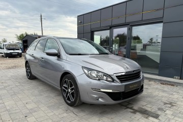 1.6 HDI Ledy Kamera Panorama Gwarancja Kredyt Alufelgi Centalny Zamek