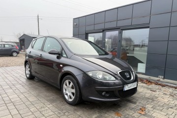 1.6 Benzyna Klimatyzacja Alufelgi Radio CD Elektryczne Szyby