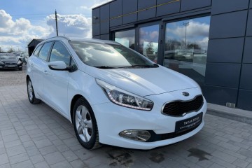 1.6 Benzyna Kamera Cofania Ledy Nawigacja
