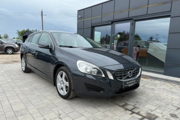 1.6 Diesel Nawigacja Skóry DVD Klimatyzacja Elektryczne Szyby Kredyt