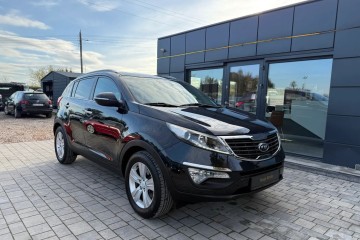 1.6 Benzyna Klimatyzacja Alufelgi Elektryczne Szyby Port AUX/USB