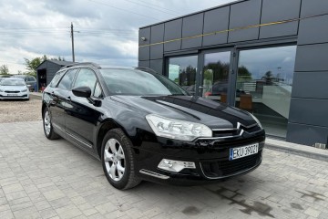 1.8 Benzyna Klimatyzacja Nawigacja Alufelgi Elektryczne Szyby Kredyt
