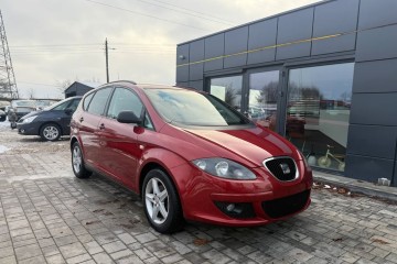 1.6 Benzyna Klimatyzacja Alufelgi Radio CD Elektryczne Szyby