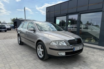 1.6 Benzyna Klimatyzacja Alufelgi Elektryczne Szyby Kredyt Opłacony