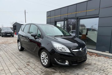 1.4 Turbo Lift Panorama Nawigacja Alufelgi Czujniki Parkowania