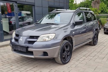 2.0 + GAZ Klimatyzacja Elektryczne Szyby Radio CD Alufelgi