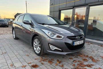 1,7 diesel , LEDY , nawigacja , kamera cofania , zarejstrowany