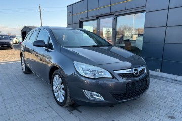 1.4 Turbo Benzyna Nawigacja Tempomat Klimatyzacja Centralny Zamek